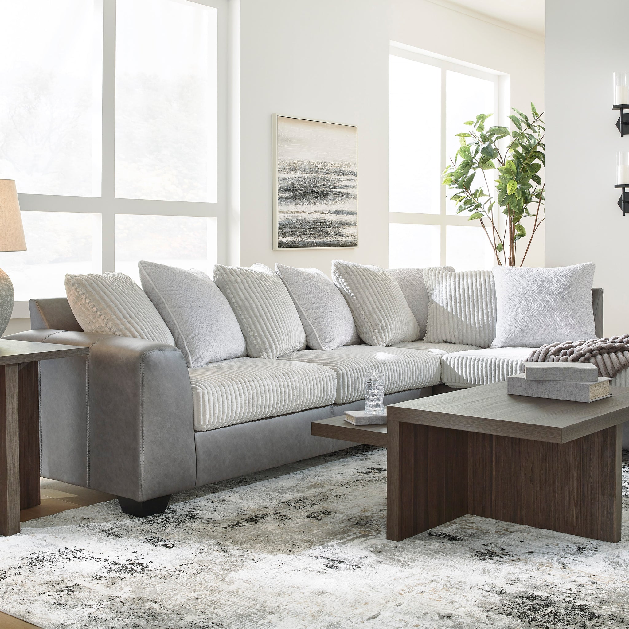 Ashley 31503 Clairette Court