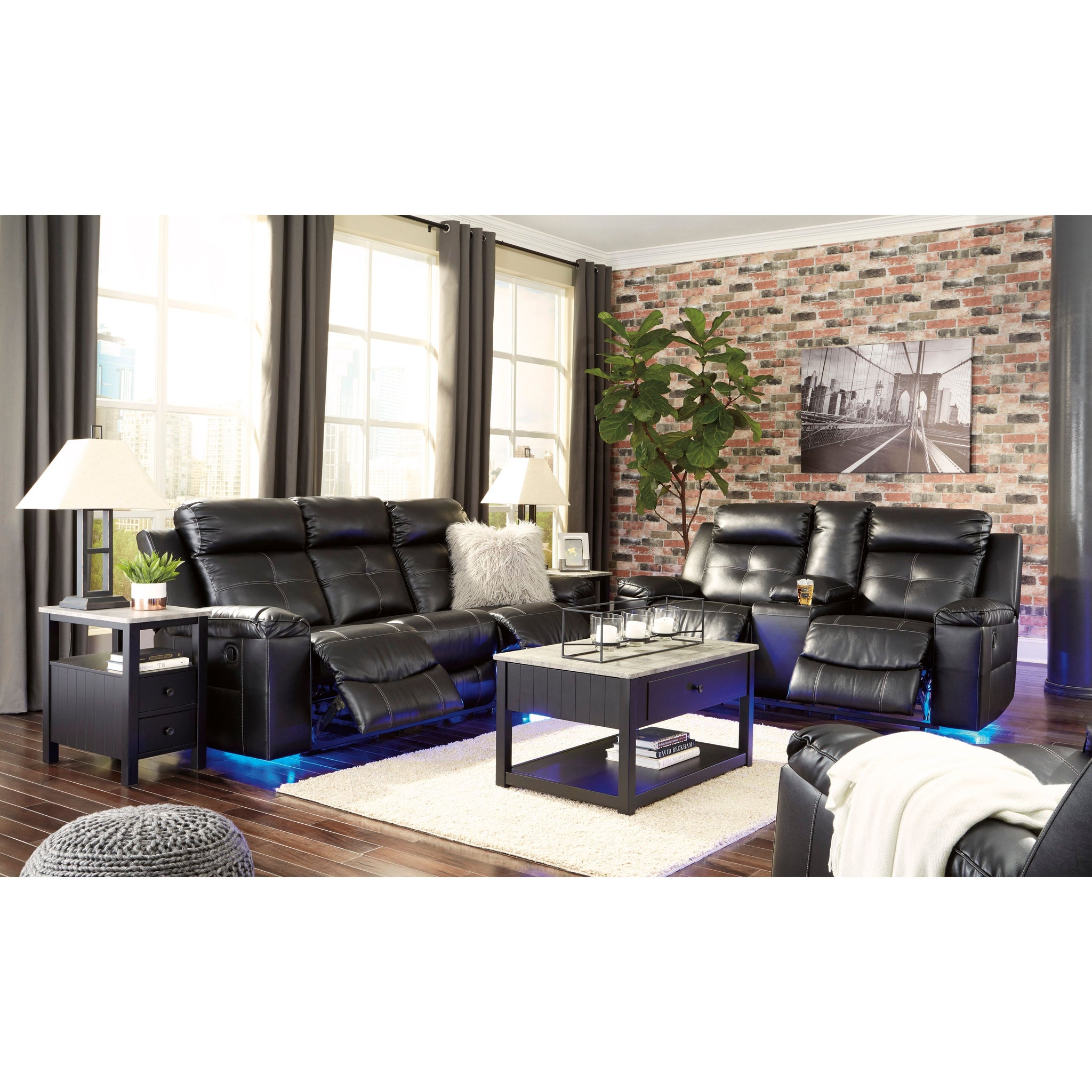 Ashley 82105 Kempten