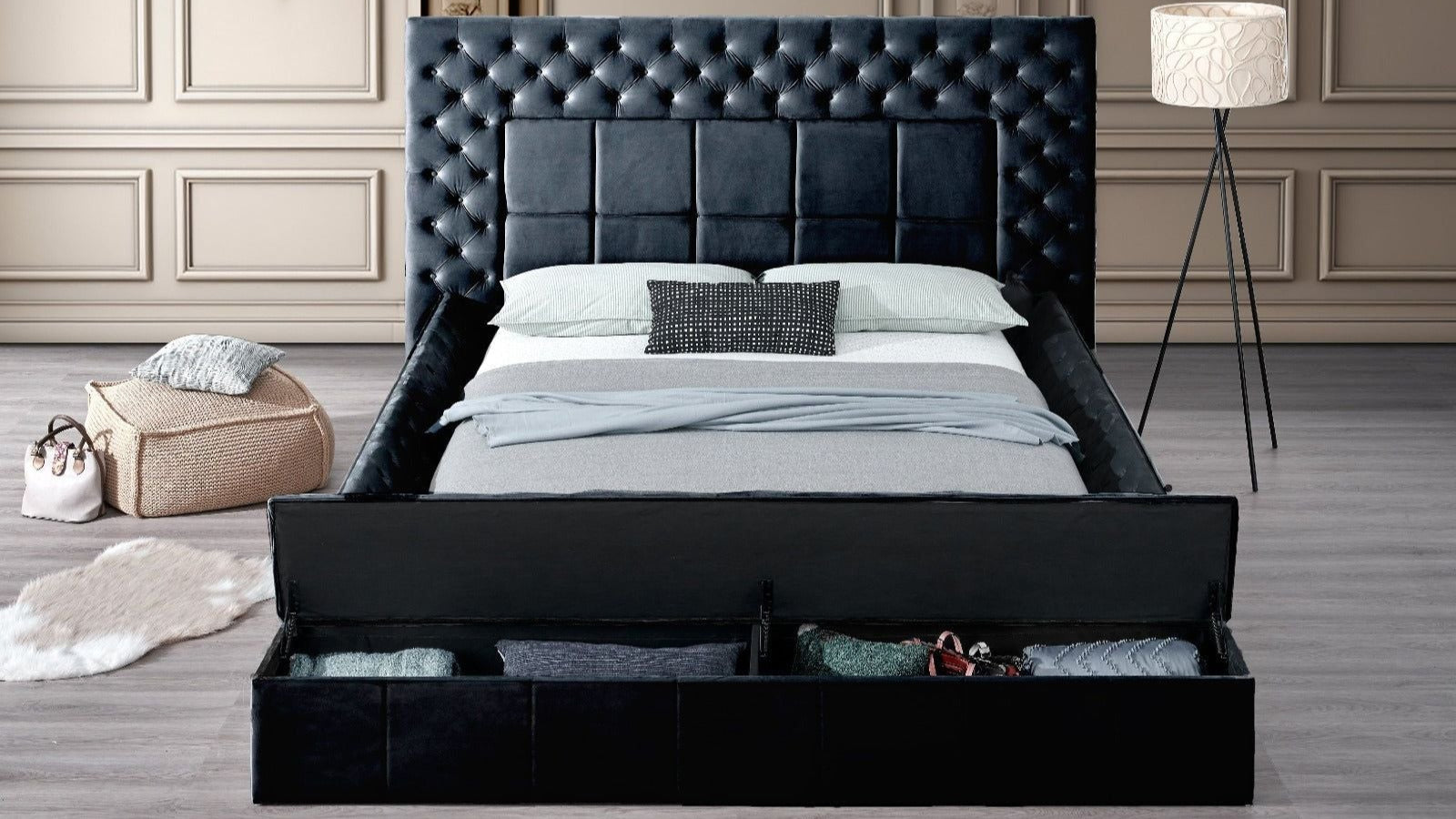 B9015 Emerald Black