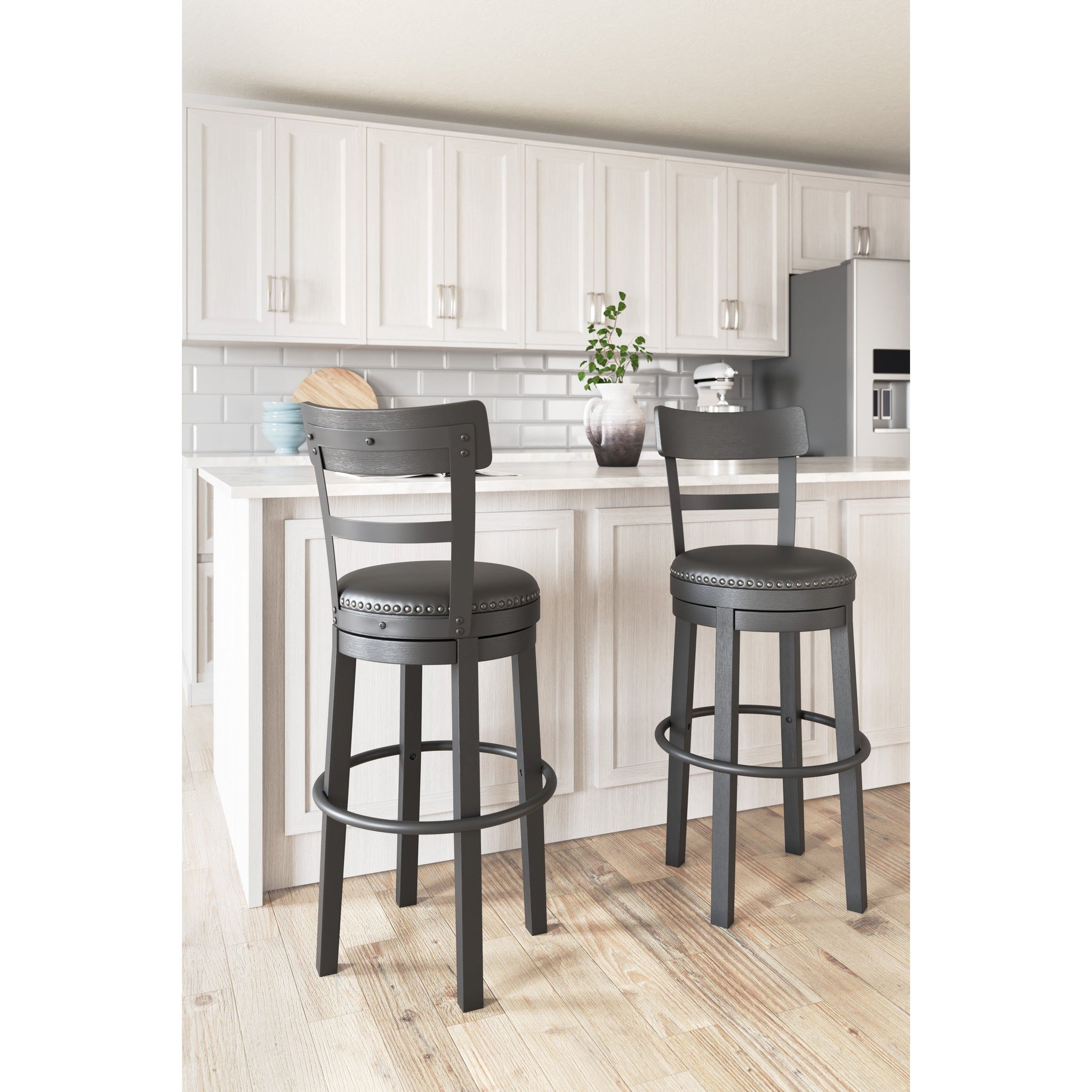 Ashley D546-630